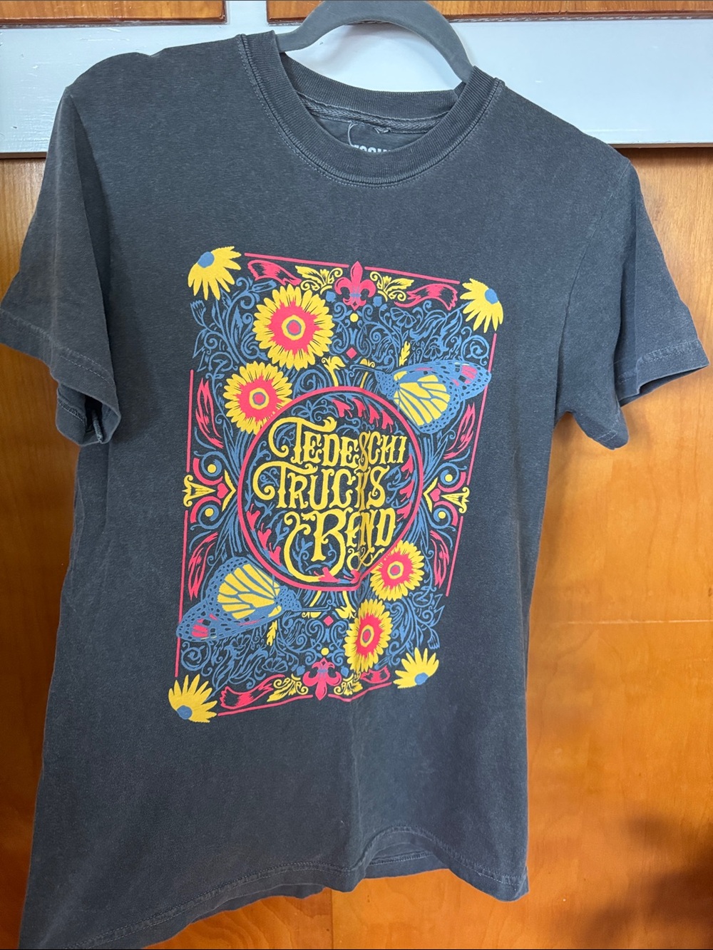 Tedeschi Trucks Band Graphic Tee - Short Sleeve Shirt